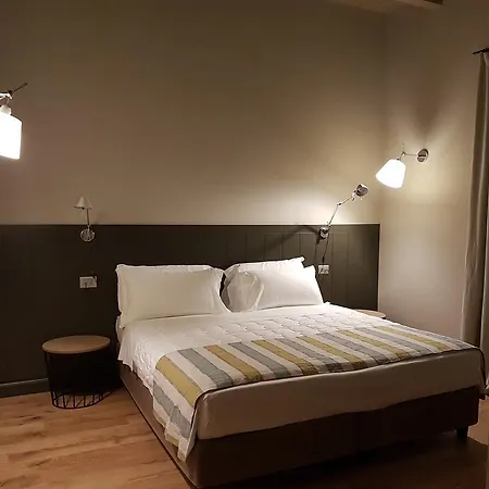 Ferro Uno, Golf Citta Di 4* 阿斯蒂