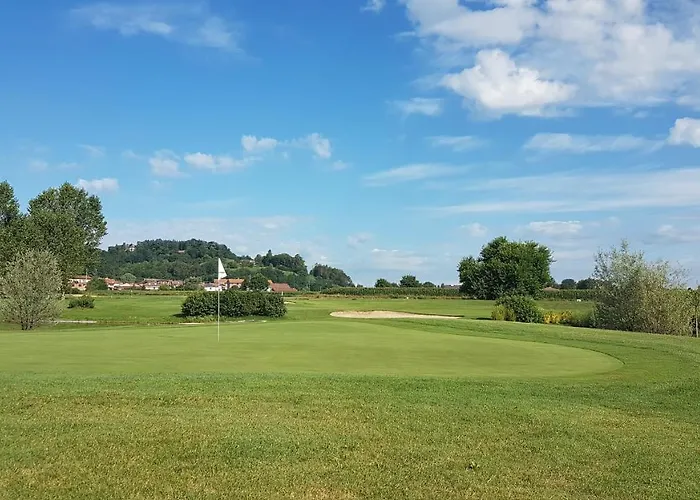 ゲストハウス Ferro Uno, Golf Citta Di 4*