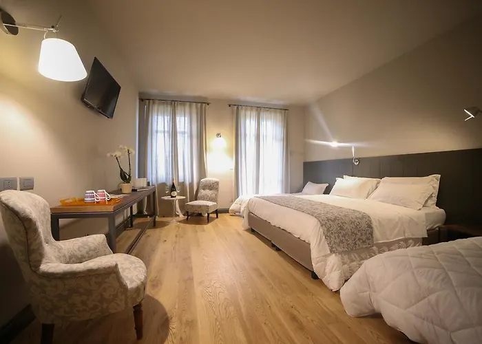 Ferro Uno, Golf Citta Di 4*