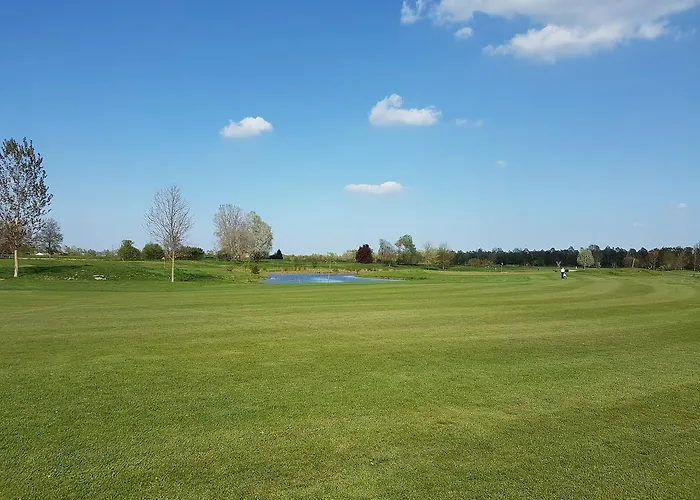 Ferro Uno, Golf Citta Di 4*